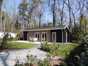 Comfortable chalet with combination microwave near the Veluwe